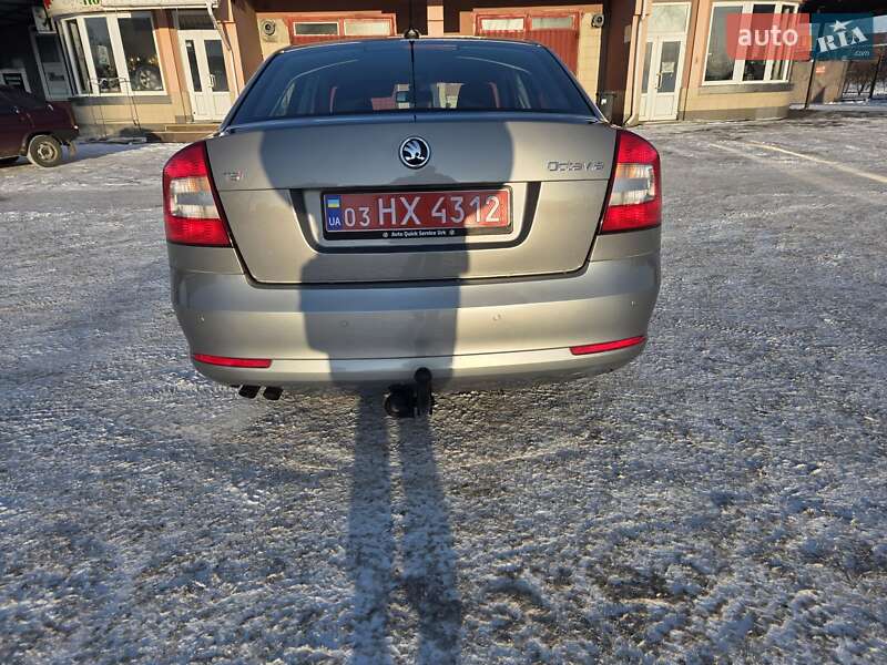 Лифтбек Skoda Octavia 2009 в Полтаве