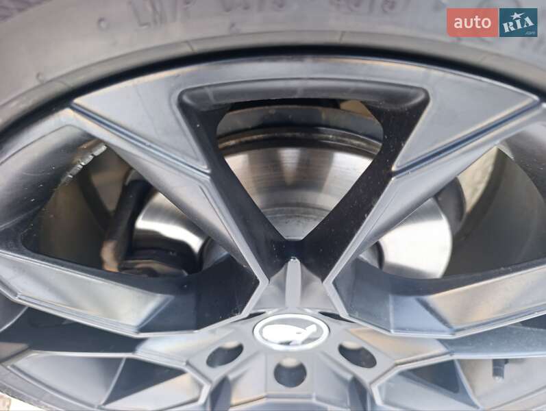 Универсал Skoda Octavia 2015 в Ровно