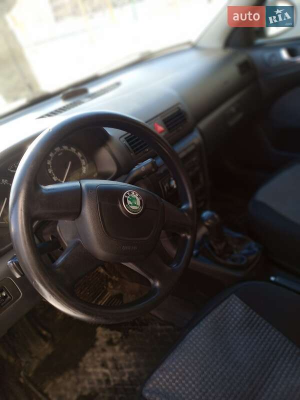 Лифтбек Skoda Octavia 2010 в Каменец-Подольском