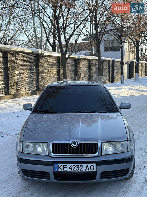 Лифтбек Skoda Octavia 2005 в Днепре