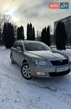 Универсал Skoda Octavia 2011 в Полтаве