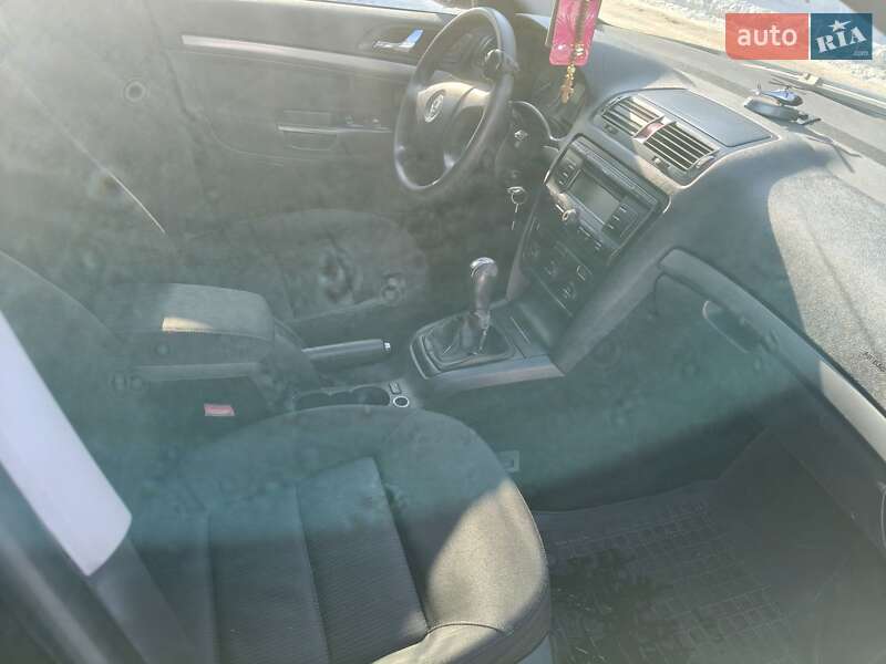 Лифтбек Skoda Octavia 2006 в Ивано-Франковске