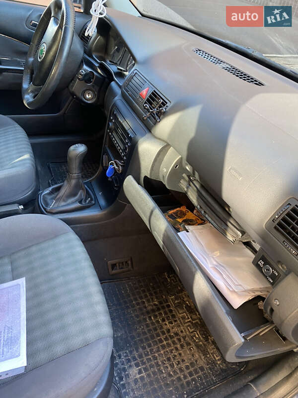 Лифтбек Skoda Octavia 2004 в Ивано-Франковске