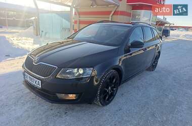 Универсал Skoda Octavia 2015 в Ровно