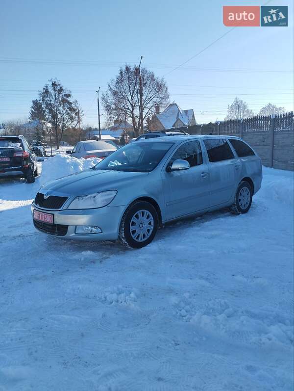 Универсал Skoda Octavia 2009 в Луцке фото Универсал Skoda Octavia 2009 в Луцке
