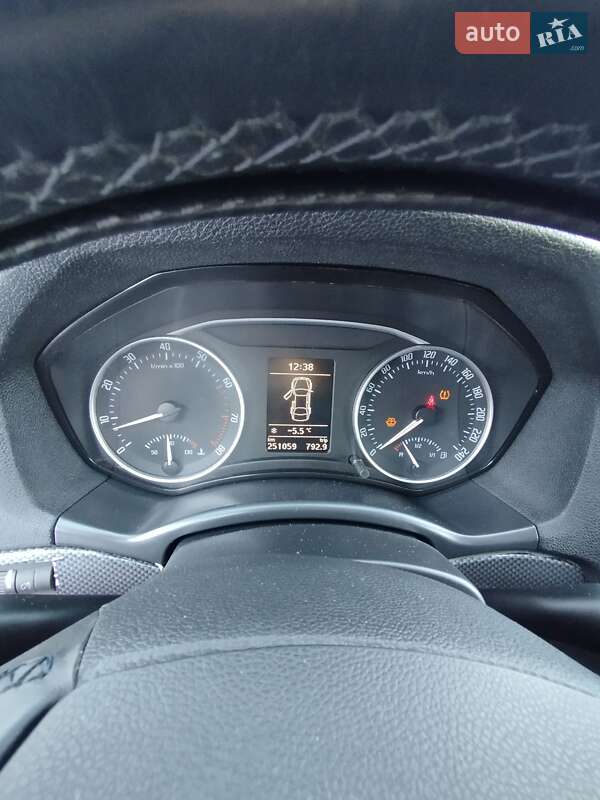 Универсал Skoda Octavia 2009 в Луцке фото 41 Универсал Skoda Octavia 2009 в Луцке