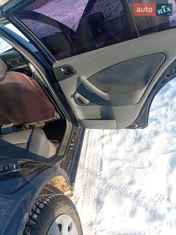 Універсал Skoda Octavia 2002 в Делятині