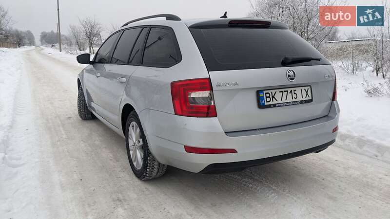 Универсал Skoda Octavia 2013 в Костополе