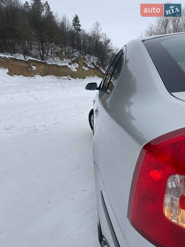 Лифтбек Skoda Octavia 2005 в Теребовле