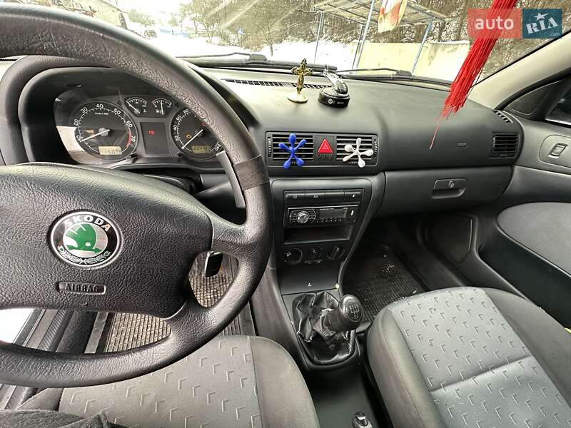 Лифтбек Skoda Octavia 2002 в Борщеве фото 10 Лифтбек Skoda Octavia 2002 в Борщеве