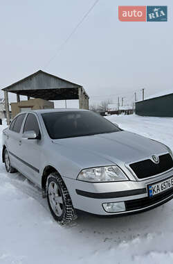 Лифтбек Skoda Octavia 2007 в Житомире