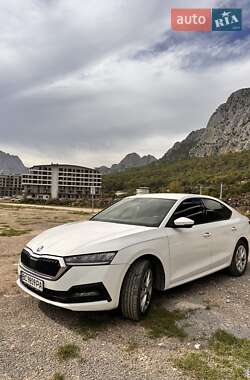 Лифтбек Skoda Octavia 2021 в Светловодске