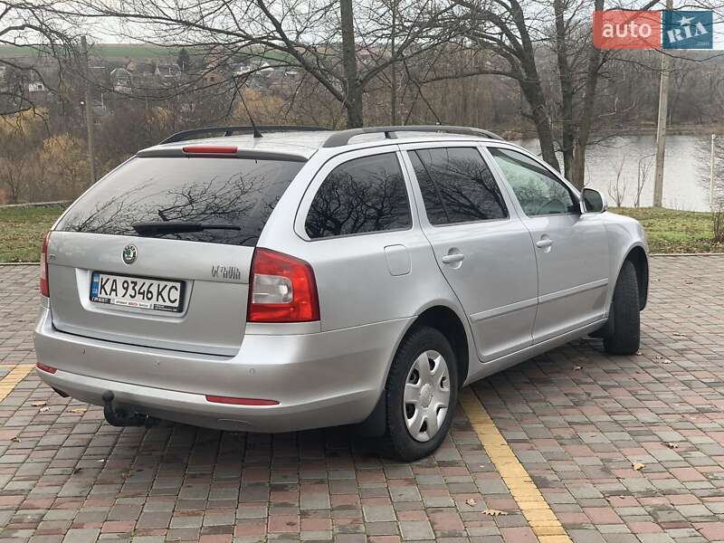 Универсал Skoda Octavia 2011 в Кропивницком