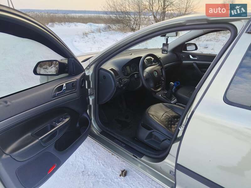Лифтбек Skoda Octavia 2006 в Киеве