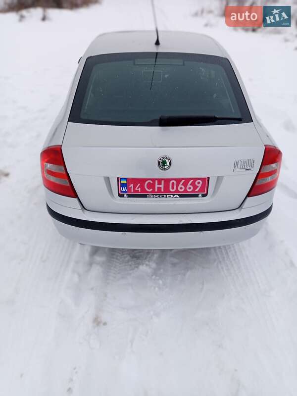 Лифтбек Skoda Octavia 2006 в Дрогобыче