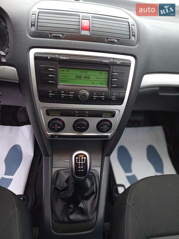 Лифтбек Skoda Octavia 2006 в Дрогобыче