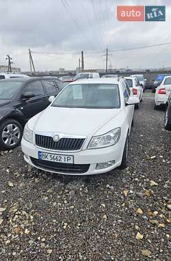 Универсал Skoda Octavia 2012 в Ровно