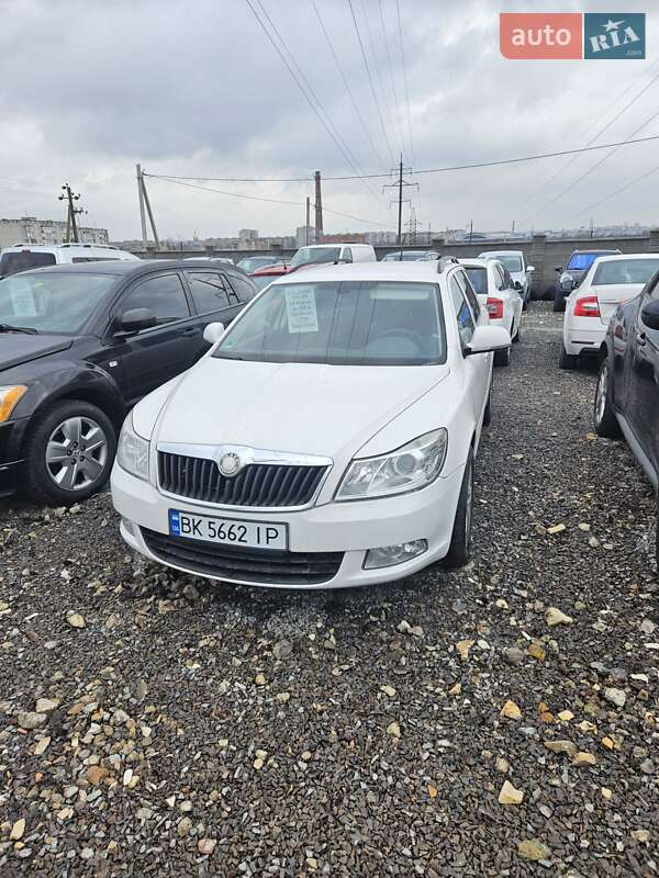 Skoda Octavia 2012 Skoda Octavia 2012
