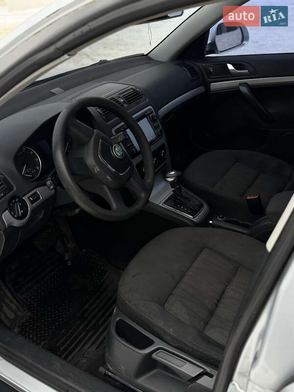 Универсал Skoda Octavia 2010 в Березному