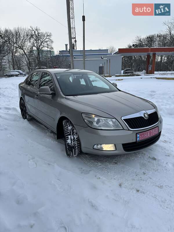 Лифтбек Skoda Octavia 2011 в Харькове