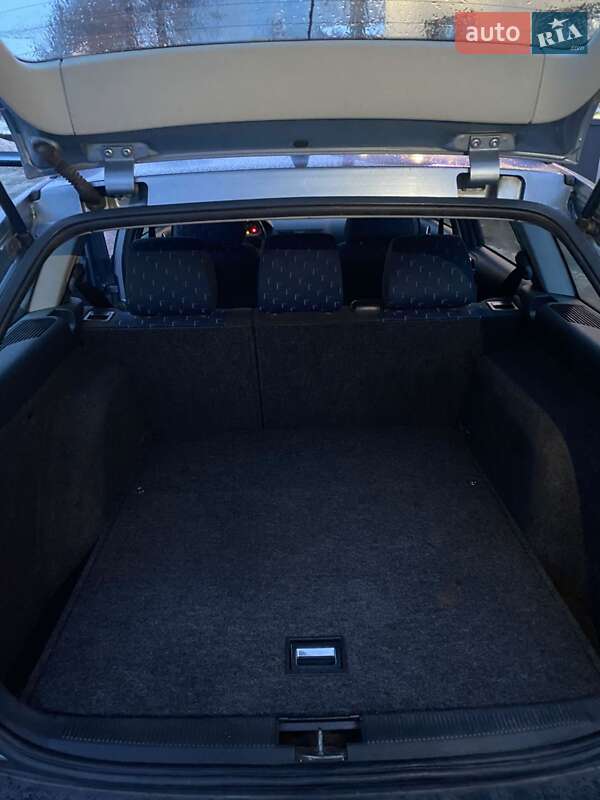 Универсал Skoda Octavia 2001 в Ровно