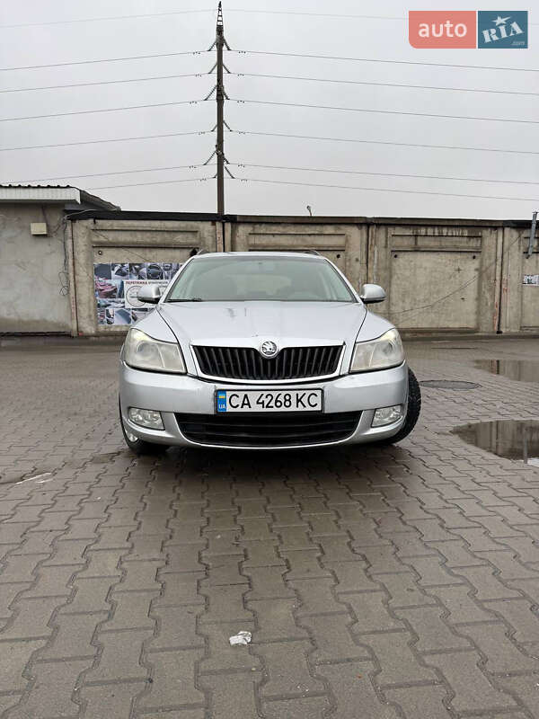 Универсал Skoda Octavia 2009 в Киеве фото 2 Универсал Skoda Octavia 2009 в Киеве