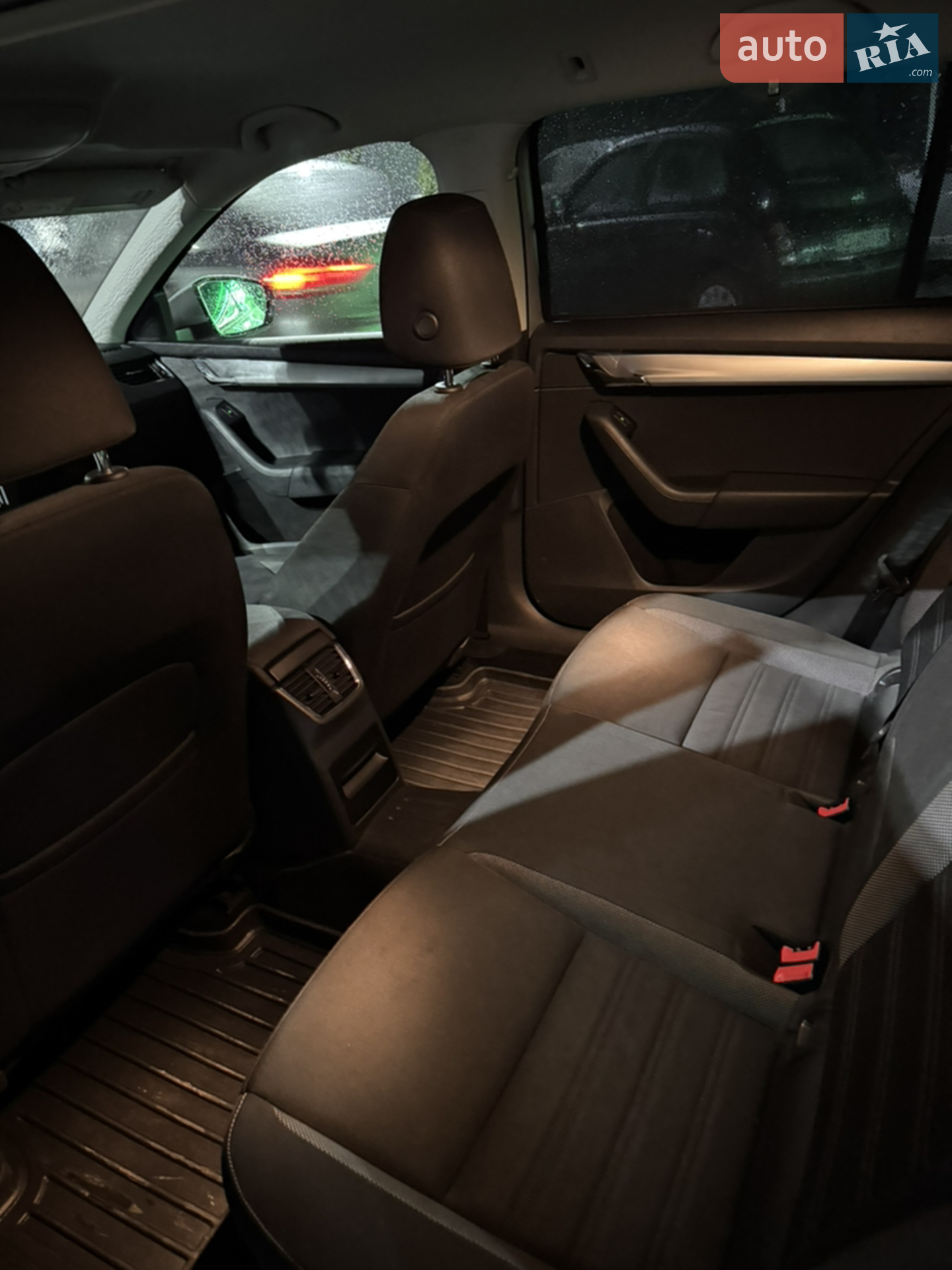 2017 Skoda Octavia - мініатюра 20