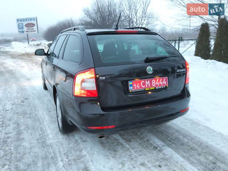 Универсал Skoda Octavia 2013 в Ивано-Франковске