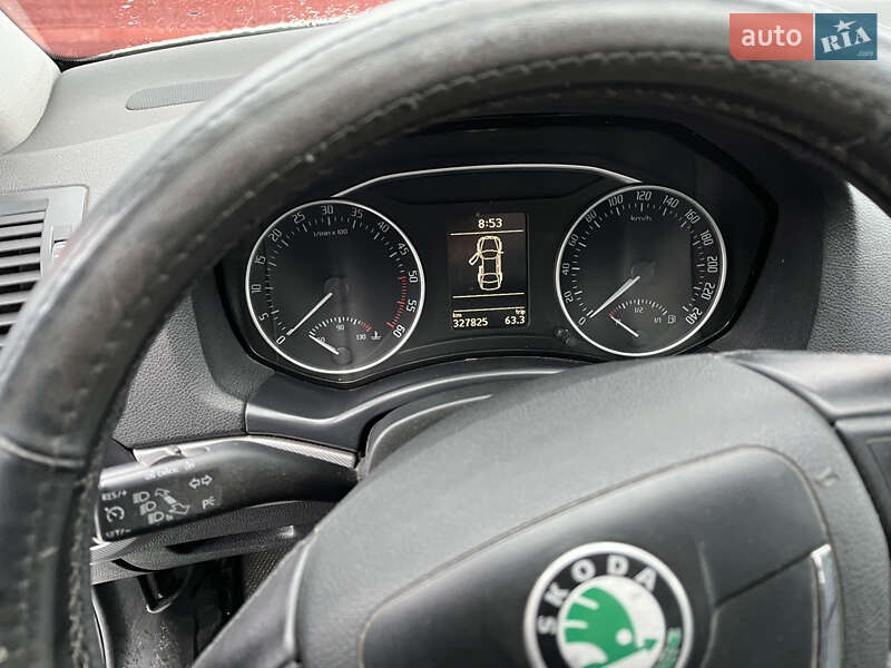 Универсал Skoda Octavia 2011 в Львове