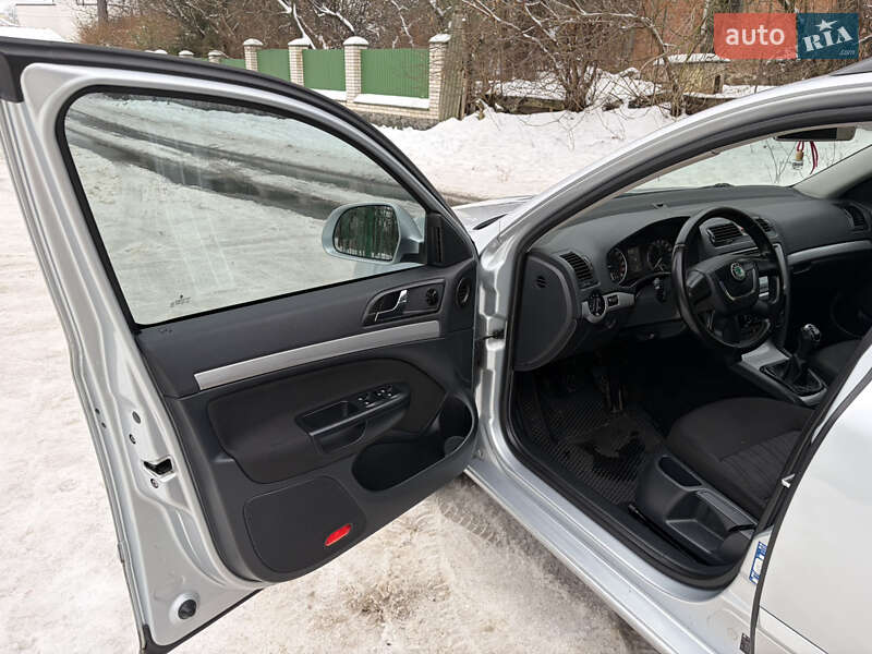 Универсал Skoda Octavia 2012 в Виннице