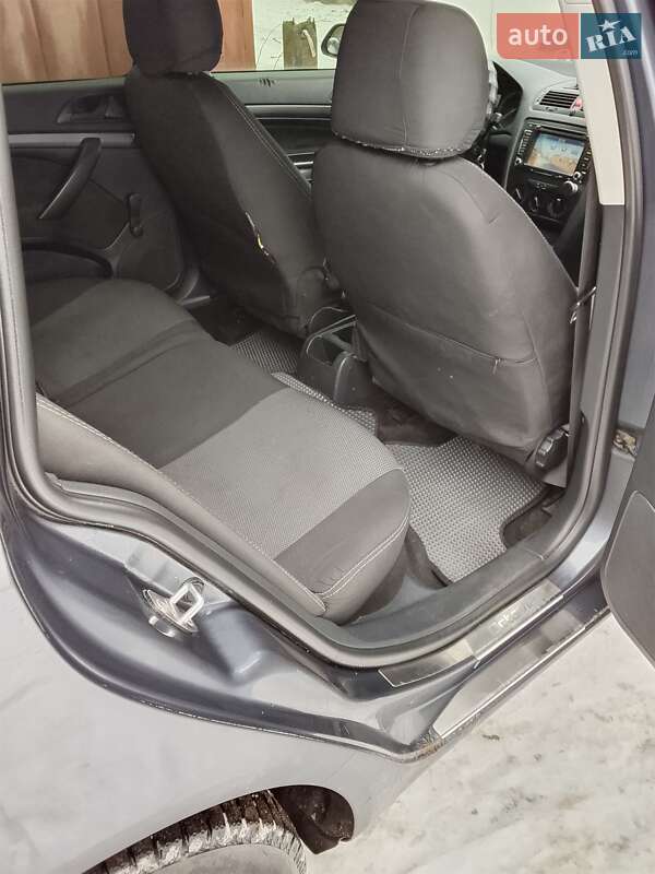 Универсал Skoda Octavia 2008 в Полтаве