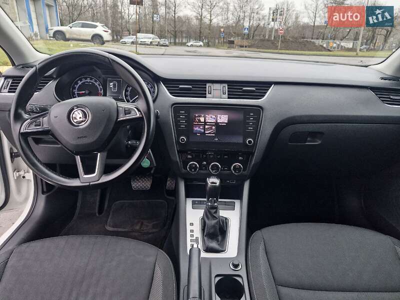 Универсал Skoda Octavia 2018 в Николаеве