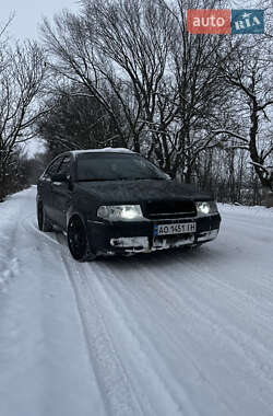 Лифтбек Skoda Octavia 2002 в Иршаве
