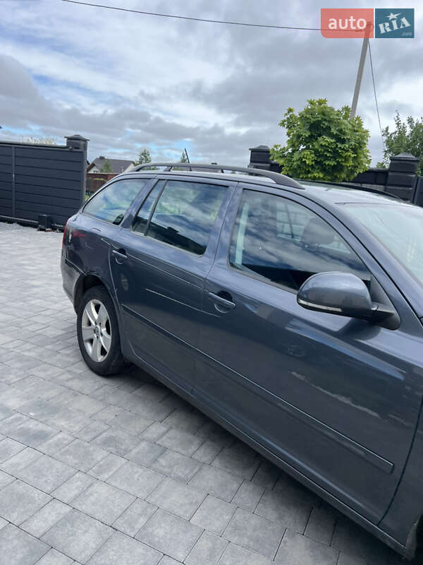 Универсал Skoda Octavia 2011 в Ровно
