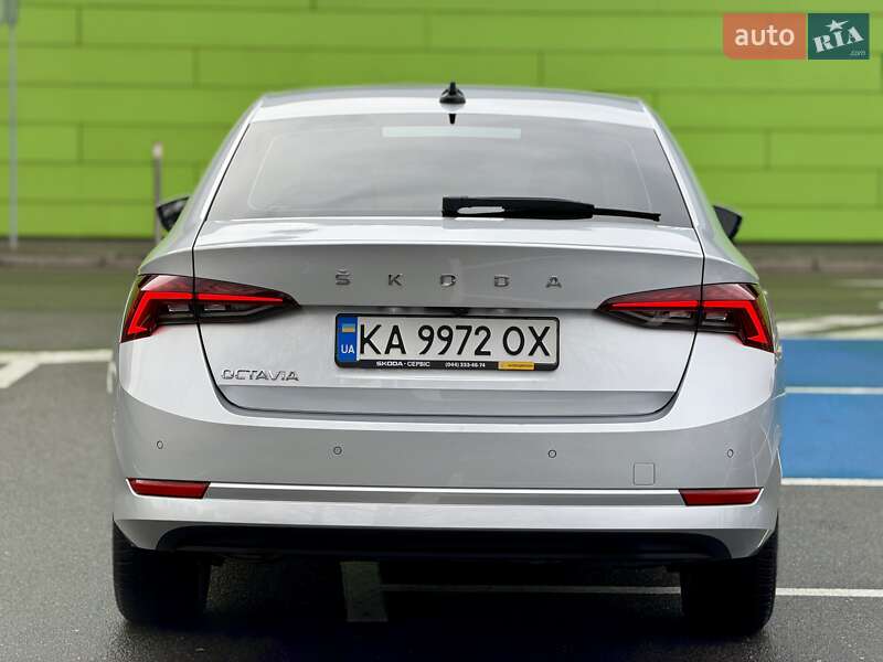 Лифтбек Skoda Octavia 2022 в Киеве