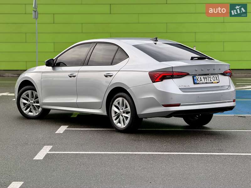 Лифтбек Skoda Octavia 2022 в Киеве