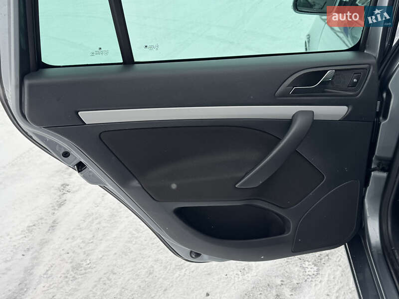 Универсал Skoda Octavia 2012 в Полтаве