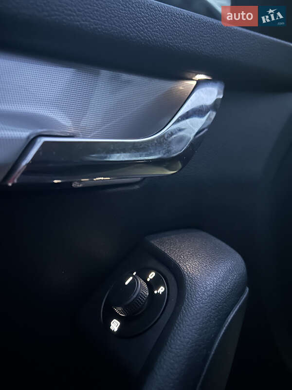 Универсал Skoda Octavia 2014 в Ужгороде