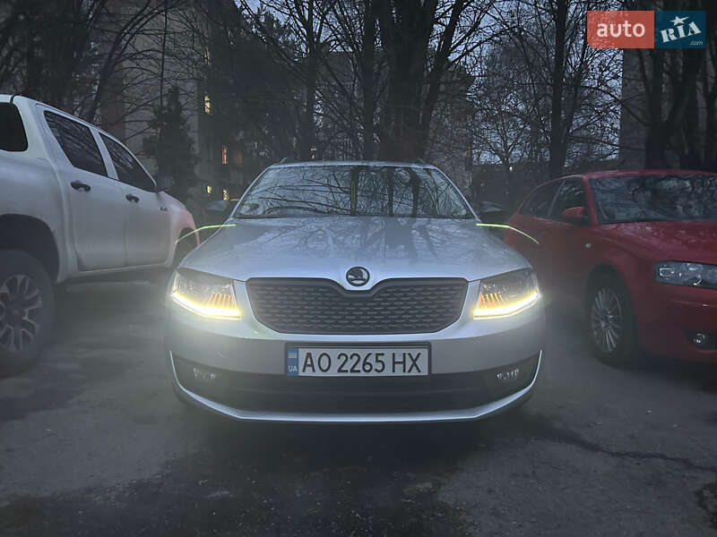 Универсал Skoda Octavia 2014 в Ужгороде