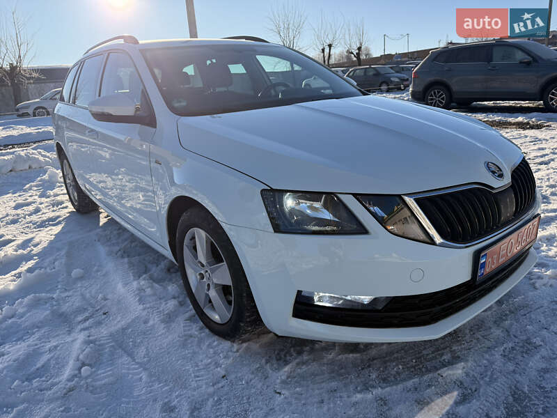 Универсал Skoda Octavia 2017 в Луцке