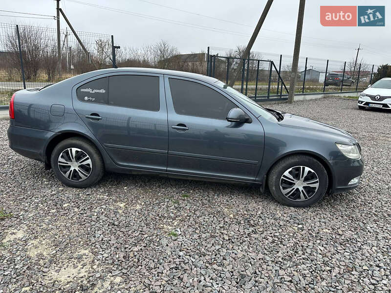 Ліфтбек Skoda Octavia 2009 в Радехові