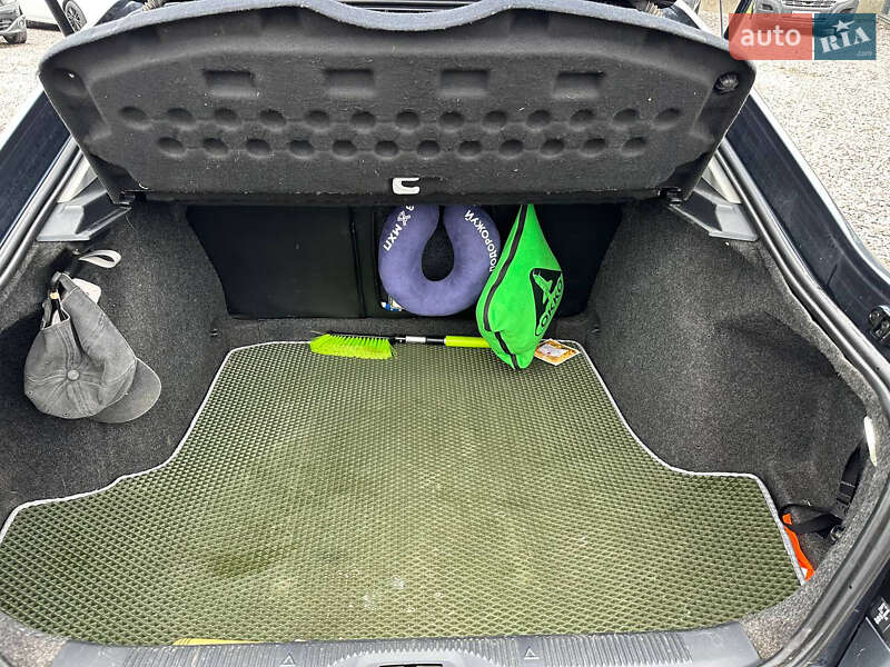 Ліфтбек Skoda Octavia 2009 в Радехові