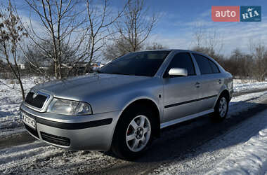 Лифтбек Skoda Octavia 2006 в Снятине