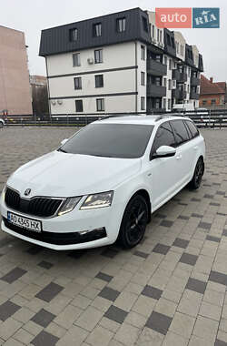 Универсал Skoda Octavia 2017 в Мукачево