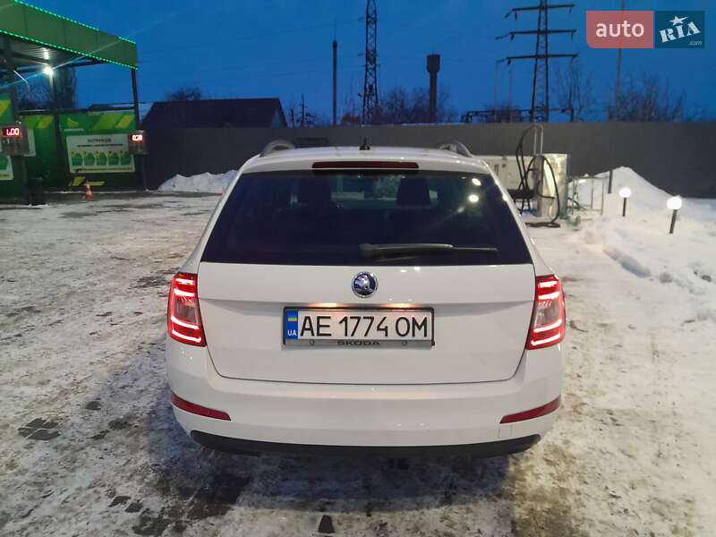 Универсал Skoda Octavia 2015 в Днепре