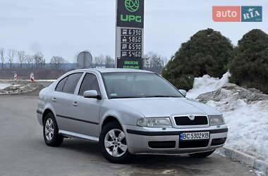 Лифтбек Skoda Octavia 2001 в Жовкве