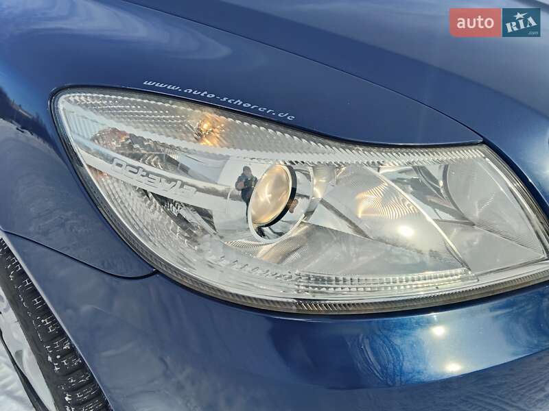 Универсал Skoda Octavia 2009 в Чернигове