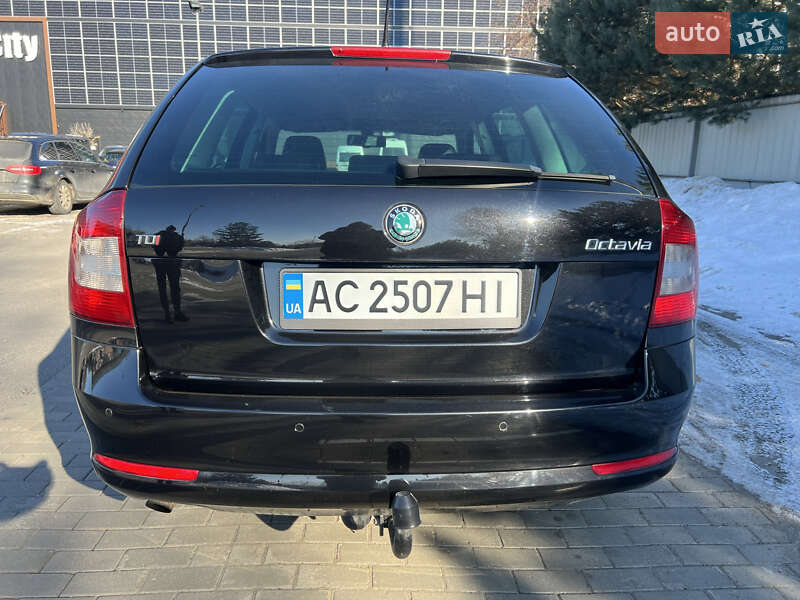Универсал Skoda Octavia 2011 в Луцке