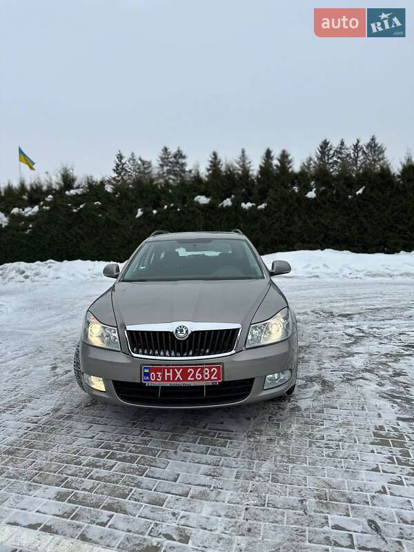 Универсал Skoda Octavia 2011 в Луцке