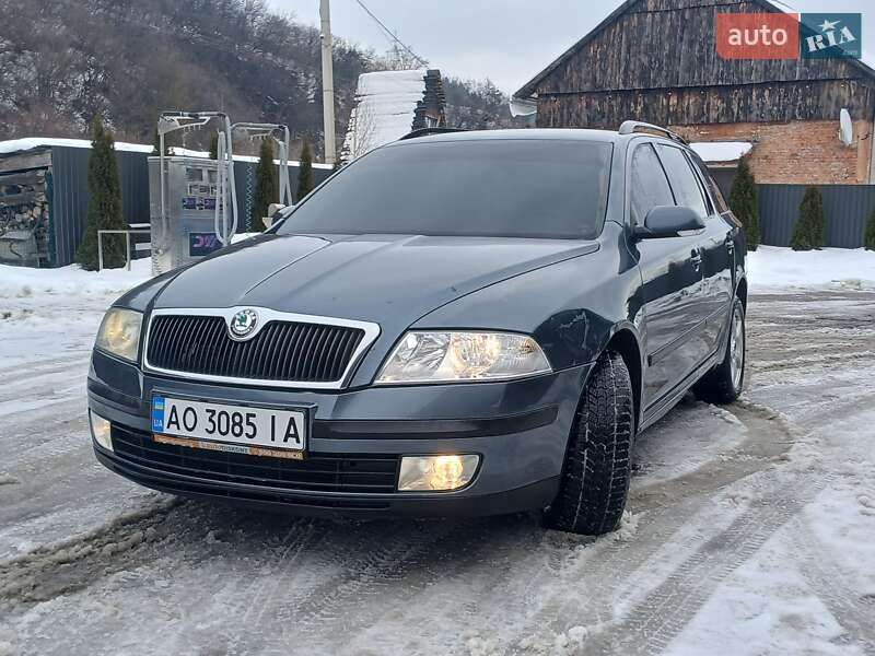 Универсал Skoda Octavia 2005 в Нижних Воротах